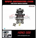 HINO 500 BRAKE FOOT VALVE (2003)